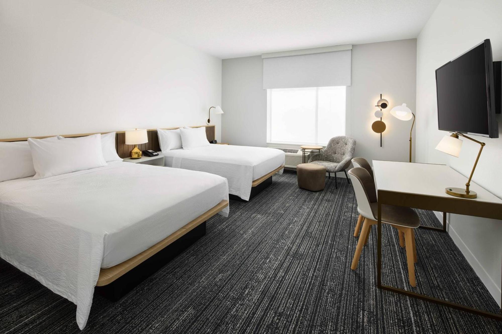 Hotel Towneplace By Marriott Plant 2*
